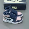 کفش نایک ایر جردن وان ساقدار اتومسفر بابل جام صورتی سرمه ای Nike Air Jordan 1 High Atmosphere Bubblegum Pink Navy - تصویر 3