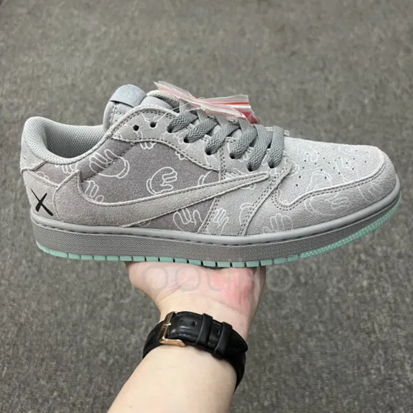 جردن وان لو کاز Jordan 1 Low Kaws طوسی جردن وان لو کاز Jordan 1 Low Kaws طوسی