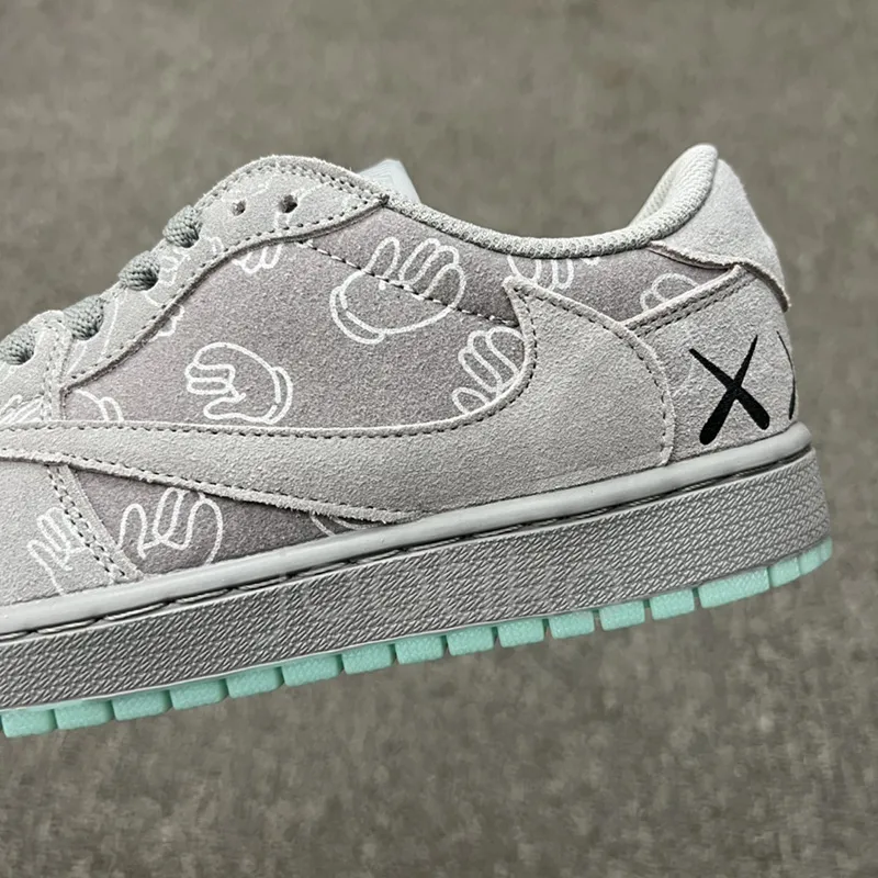 جردن وان لو کاز Jordan 1 Low Kaws طوسی جردن وان لو کاز Jordan 1 Low Kaws طوسی - تصویر 6