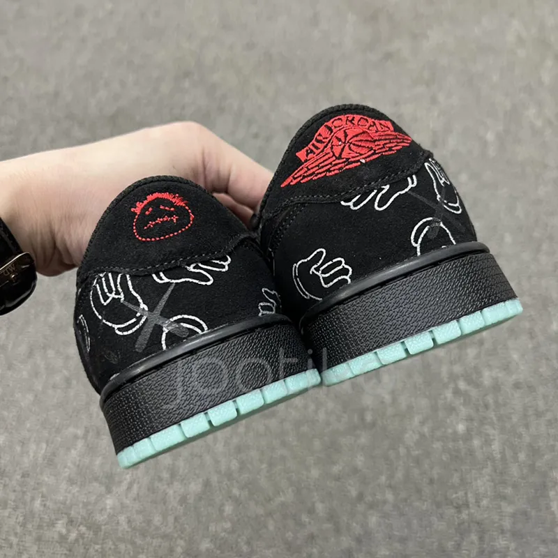 جردن وان لو کاز Jordan 1 Low Kaws مشکی - تصویر 3