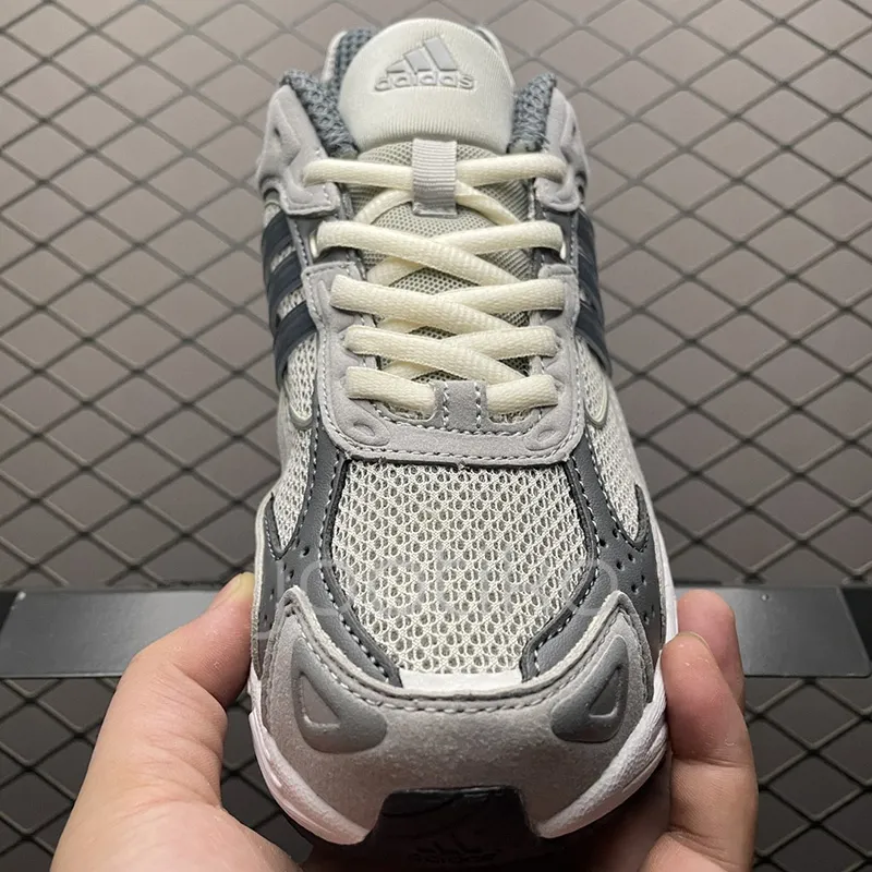 آدیداس ریسپانس سی ال adidas Response CL Metal Grey - تصویر 2
