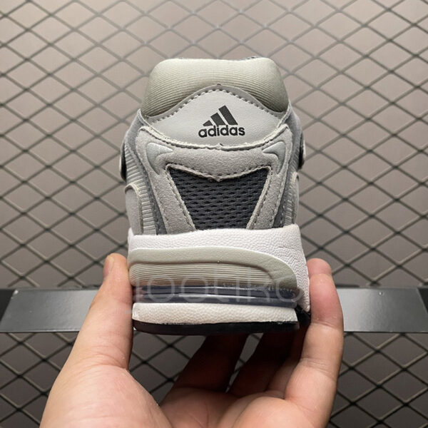 آدیداس ریسپانس سی ال adidas Response CL Metal Grey آدیداس ریسپانس سی ال adidas Response CL Metal Grey