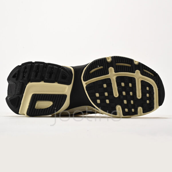 نایک وی تو کی ران Nike V2K Run Light Beige Black نایک وی تو کی ران Nike V2K Run Light Beige Black