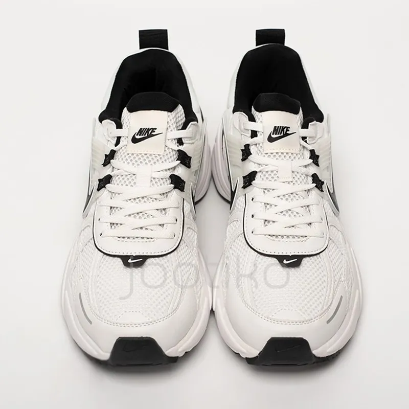 نایک وی تو کی ران Nike V2K Run White Black سفید مشکی نایک وی تو کی ران Nike V2K Run White Black سفید مشکی - تصویر 5