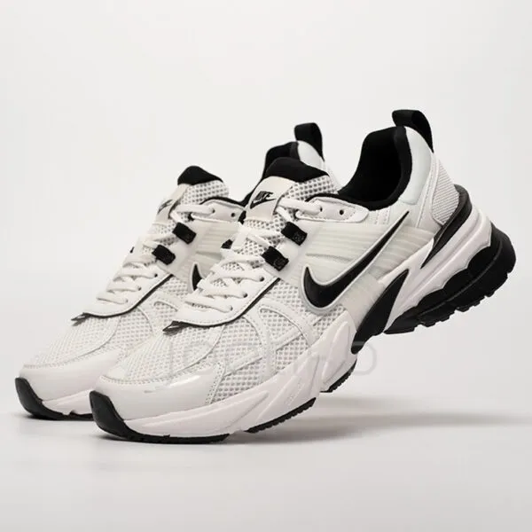 نایک وی تو کی ران Nike V2K Run White Black سفید مشکی نایک وی تو کی ران Nike V2K Run White Black سفید مشکی