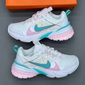 نایک وی تو کی ران Nike V2K Run سفید صورتی فیروزه ای نایک وی تو کی ران Nike V2K Run سفید صورتی فیروزه ای