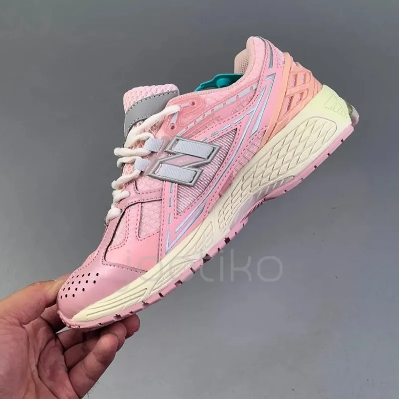 کفش نیوبالانس New Balance 1906R Lunar New Year Pink صورتی - تصویر 2