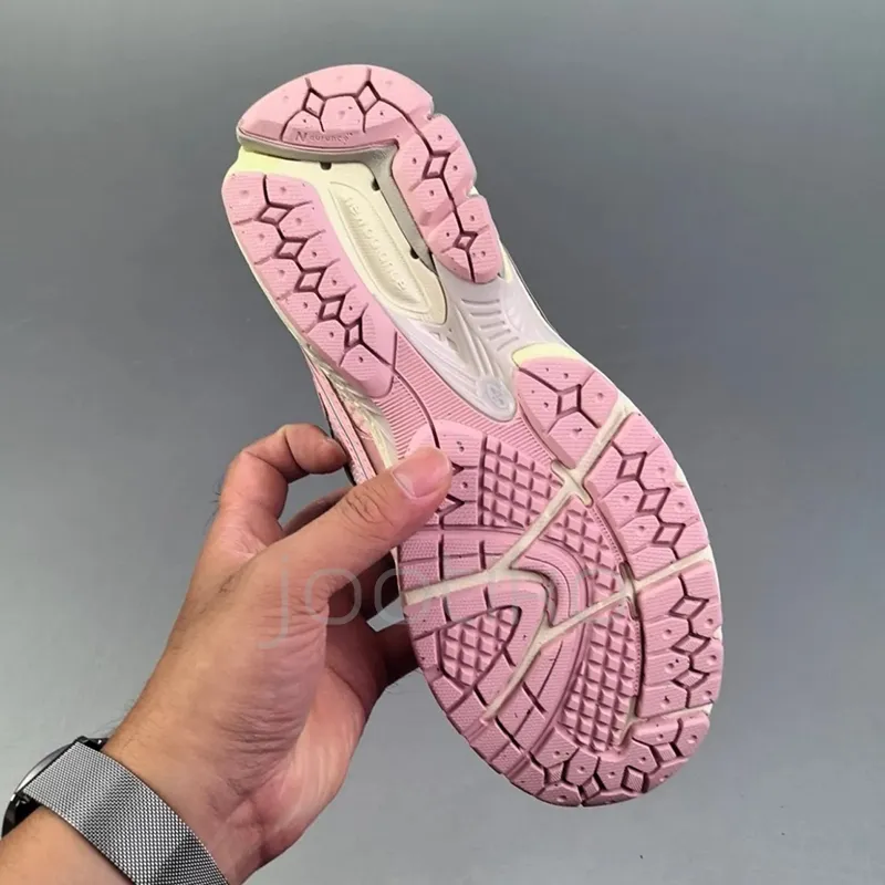 کفش نیوبالانس New Balance 1906R Lunar New Year Pink صورتی - تصویر 6