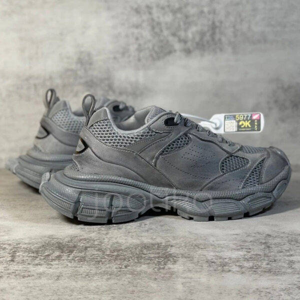 بالنسیاگا Balenciaga 3XL Suede Distressed طوسی بالنسیاگا Balenciaga 3XL Suede Distressed طوسی