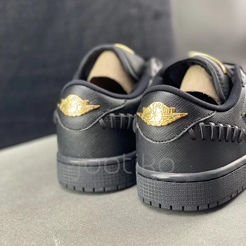 ایر جردن وان لو Jordan 1 Low Method of Make Black Metallic Gold ایر جردن وان لو Jordan 1 Low Method of Make Black Metallic Gold - تصویر 3