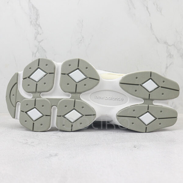 کفش نیوبالانس New Balance 9060 Grey White