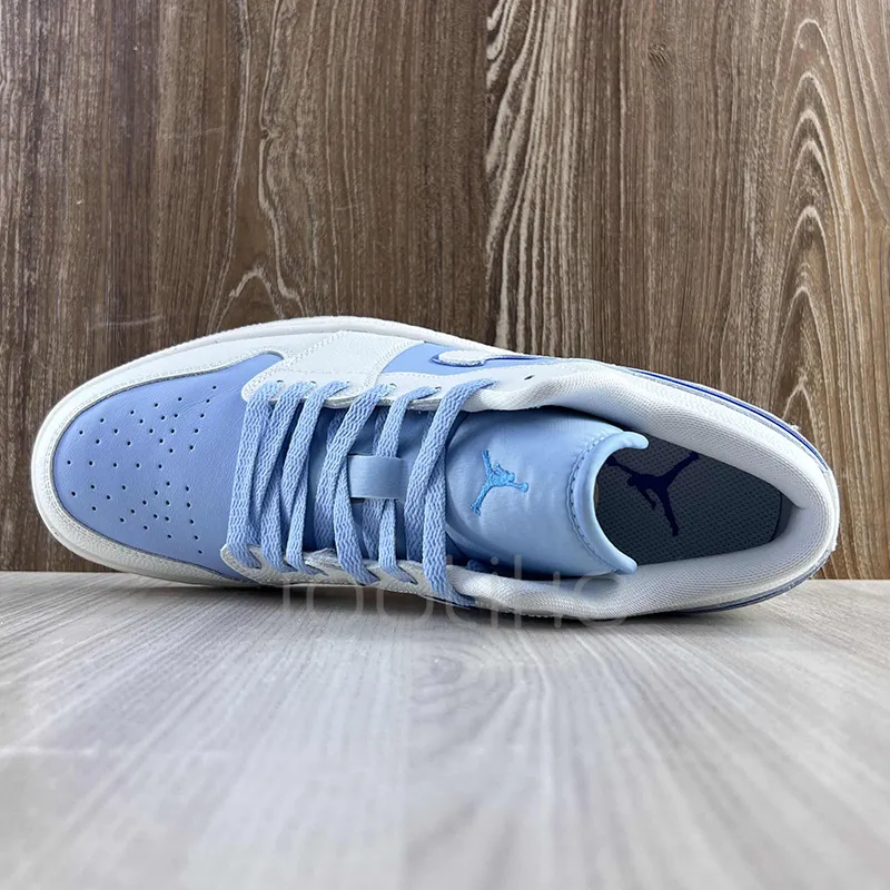 نایک جردن وان Jordan 1 Low SE Reverse Ice Blue آبی یخی نایک جردن وان Jordan 1 Low SE Reverse Ice Blue آبی یخی - تصویر 2