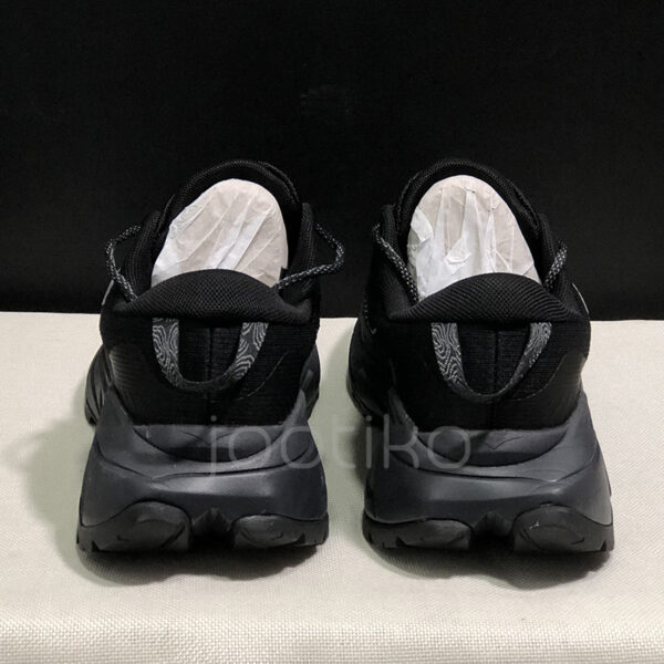 هوکا اسکای لاین فلوت ایکس Hoka Skyline Float X Triple Black مشکی هوکا اسکای لاین فلوت ایکس Hoka Skyline Float X Triple Black مشکی