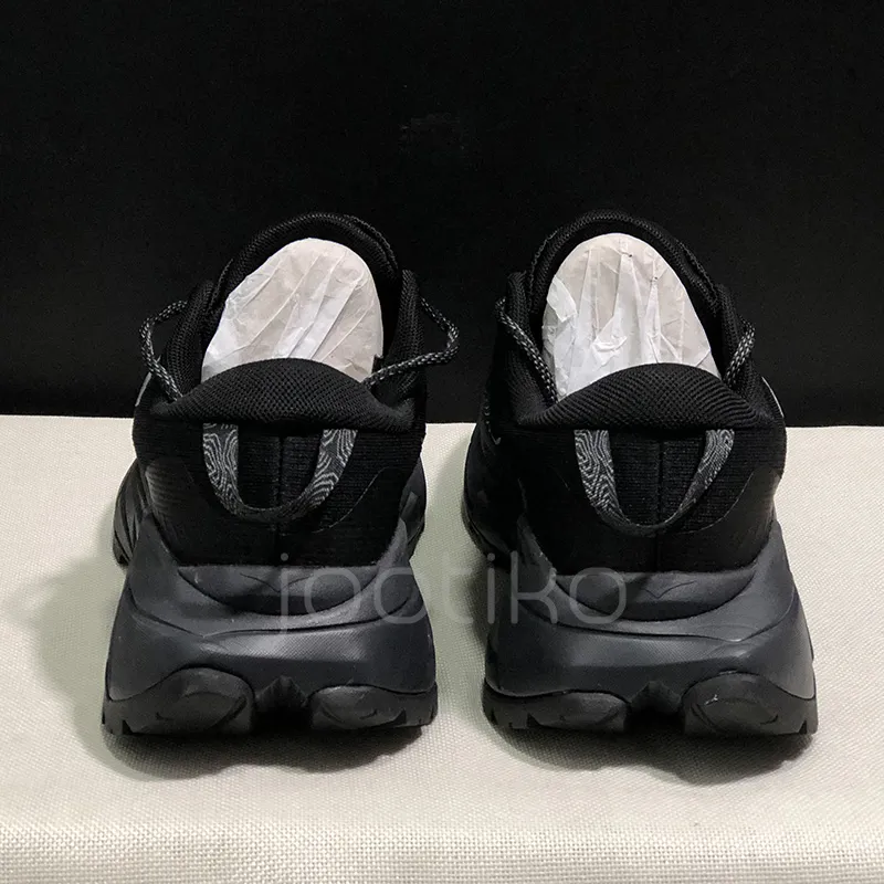 هوکا اسکای لاین فلوت ایکس Hoka Skyline Float X Triple Black مشکی هوکا اسکای لاین فلوت ایکس Hoka Skyline Float X Triple Black مشکی - تصویر 5