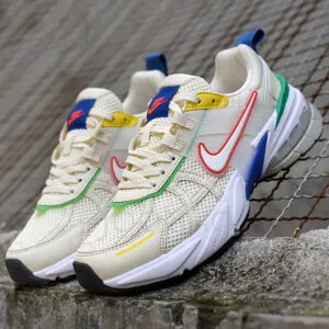 نایک وی تو کی ران Nike V2K Run سفید صورتی فیروزه ای نایک وی تو کی ران Nike V2K Run سفید صورتی فیروزه ای