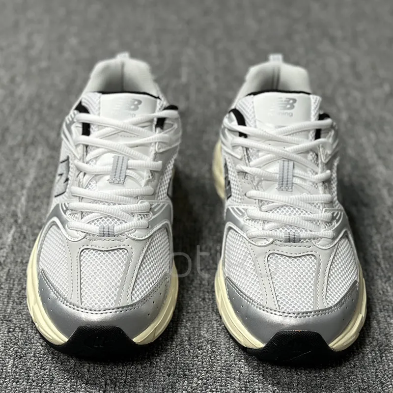 کفش نیوبالانس New Balance 530 Silver Cream کرم نقره ای - تصویر 2