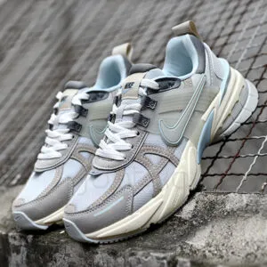 نایک وی تو کی ران Nike V2K Run نایک وی تو کی ران Nike V2K Run