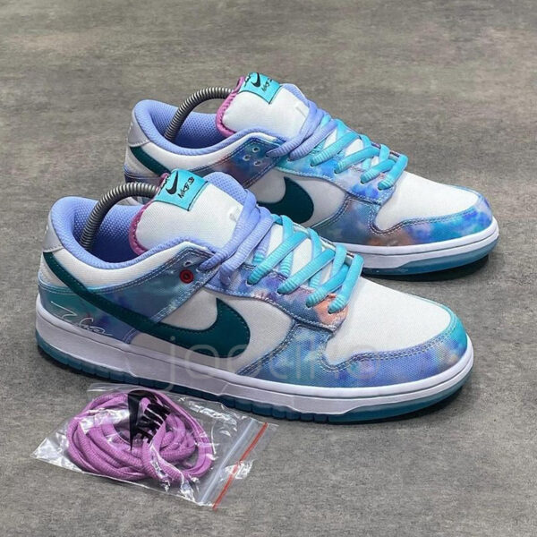 نایک اس بی دانک لو Nike SB Dunk Low Futura Laboratories Bleached Aqua نایک اس بی دانک لو Nike SB Dunk Low Futura Laboratories Bleached Aqua
