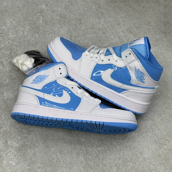 نایک ایر جردن وان Jordan 1 Mid Legend Blue نایک ایر جردن وان Jordan 1 Mid Legend Blue