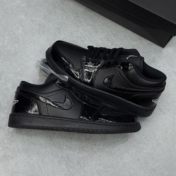 جردن وان لو بلک الفنت Jordan 1 Low Patent Elephant Black جردن وان لو بلک الفنت Jordan 1 Low Patent Elephant Black