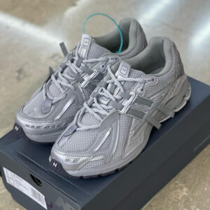 نیوبالانس New Balance 1906A Concrete Silver Metallic کانکریت سیلور متالیک نیوبالانس New Balance 1906A Concrete Silver Metallic کانکریت سیلور متالیک