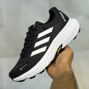 کفش آدیداس ترکس گورتکس adidas Terrex Gore-tex Hiking مشکی سفید کفش آدیداس ترکس گورتکس adidas Terrex Gore-tex Hiking مشکی سفید