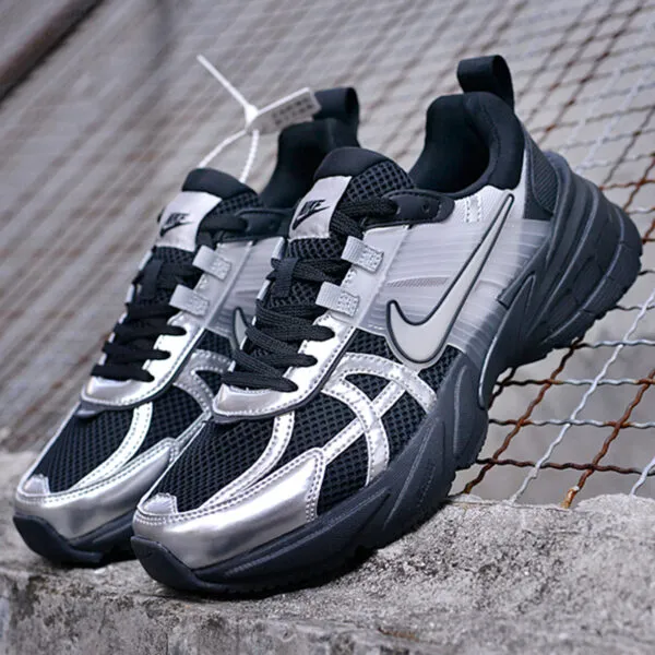 نایک وی تو کی ران Nike V2K Run نایک وی تو کی ران Nike V2K Run