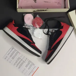 جردن وان لو Jordan 1 Retro Low Bred برد جردن وان لو Jordan 1 Retro Low Bred برد