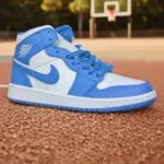 نایک ایر جردن وان Jordan 1 Retro Mid UNC