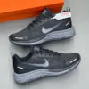 نایک زوم وین فلو NIKE ZOOM WINFLO 9X مشکی طوسی نایک زوم وین فلو NIKE ZOOM WINFLO 9X مشکی طوسی - تصویر 3