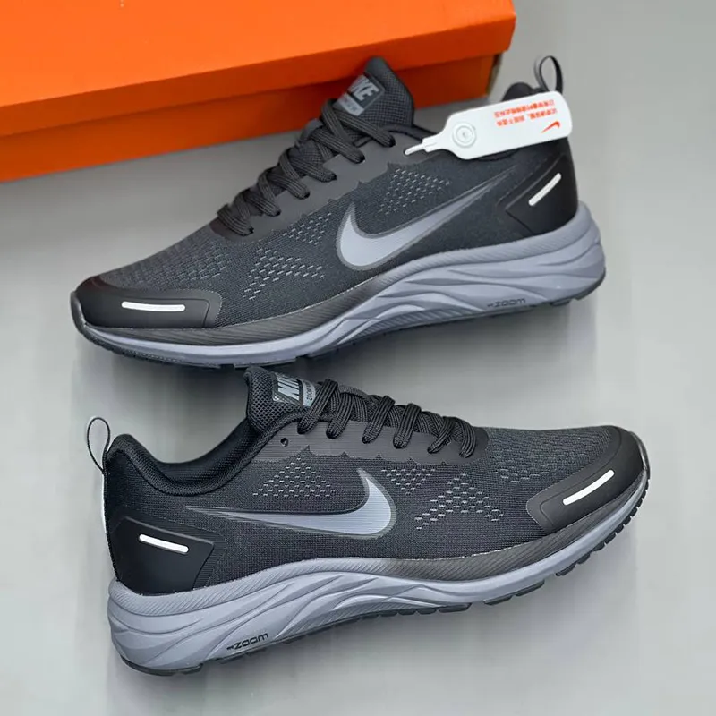 نایک زوم وین فلو NIKE ZOOM WINFLO 9X مشکی طوسی نایک زوم وین فلو NIKE ZOOM WINFLO 9X مشکی طوسی - تصویر 3