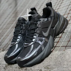 نایک وی تو کی ران مشکی دودی تیره Nike V2K Run Black Dark Smoke Grey نایک وی تو کی ران مشکی دودی تیره Nike V2K Run Black Dark Smoke Grey
