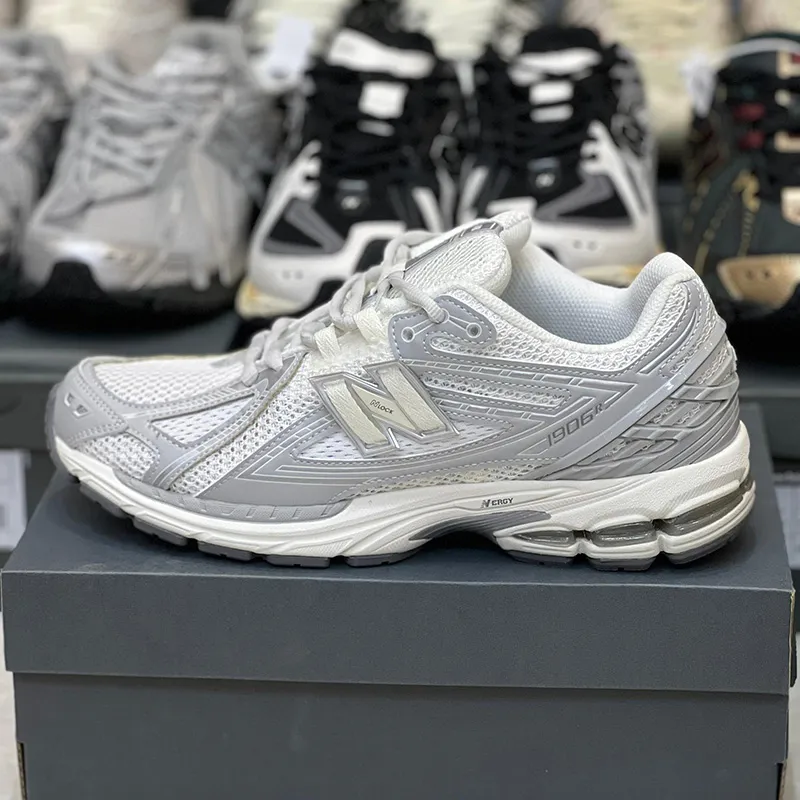 کفش نیوبالانس 1906R طوسی روشن / سفید New Balance 1906R Shadow Grey Magnet JD Sports Exclusive - تصویر 2