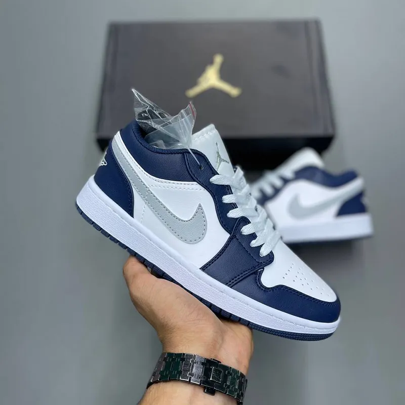 جردن وان لو ولف گری میدنایت نیوی Jordan 1 Low Wolf Grey Midnight Navy - تصویر 2