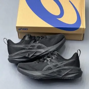 اسیکس نوابلاست 5 مشکی خاکستری ASICS Novablast 5 Black Carrier Grey اسیکس نوابلاست 5 مشکی خاکستری ASICS Novablast 5 Black Carrier Grey