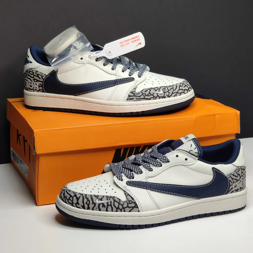 نایک ایر جردن وان لو دیور سفید سرمهای طوسی Nike Air Jordan 1 Low Dior White Navy Gray نایک ایر جردن وان لو دیور سفید سرمهای طوسی Nike Air Jordan 1 Low Dior White Navy Gray - تصویر 2