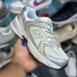 کفش نیوبالانس 530 سفید سیلور گلد New Balance 530 Silver White Gold کفش نیوبالانس 530 سفید سیلور گلد New Balance 530 Silver White Gold