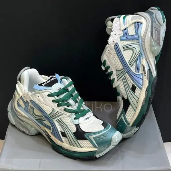 بالنسیاگا رانر سفید سبز آبی Balenciaga Runner White Green Blue بالنسیاگا رانر سفید سبز آبی Balenciaga Runner White Green Blue