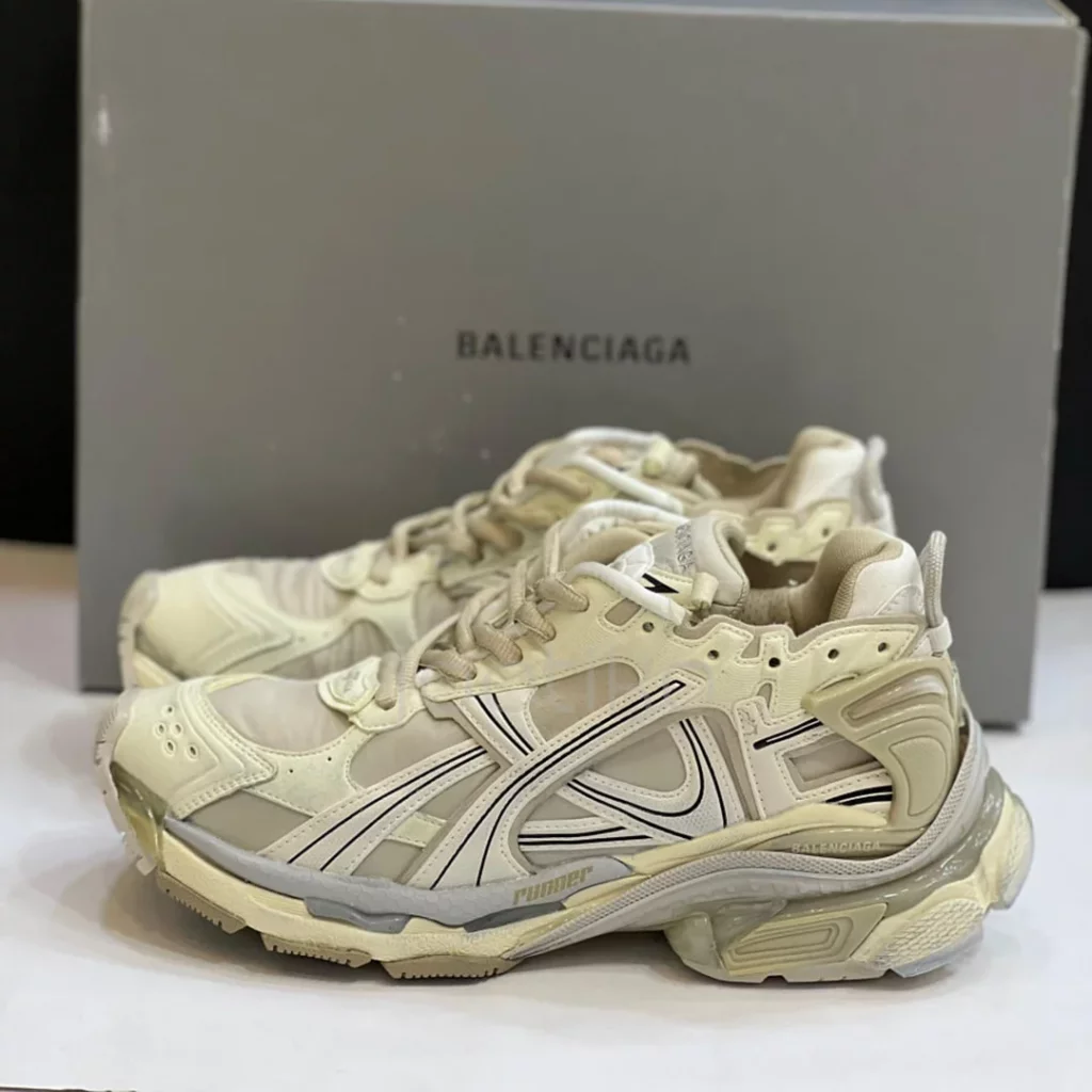بالنسیاگا رانر بژ Balenciaga Runner Beige - تصویر 2