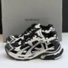 بالنسیاگا رانر مشکی سفید Balenciaga Runner Black White بالنسیاگا رانر مشکی سفید Balenciaga Runner Black White