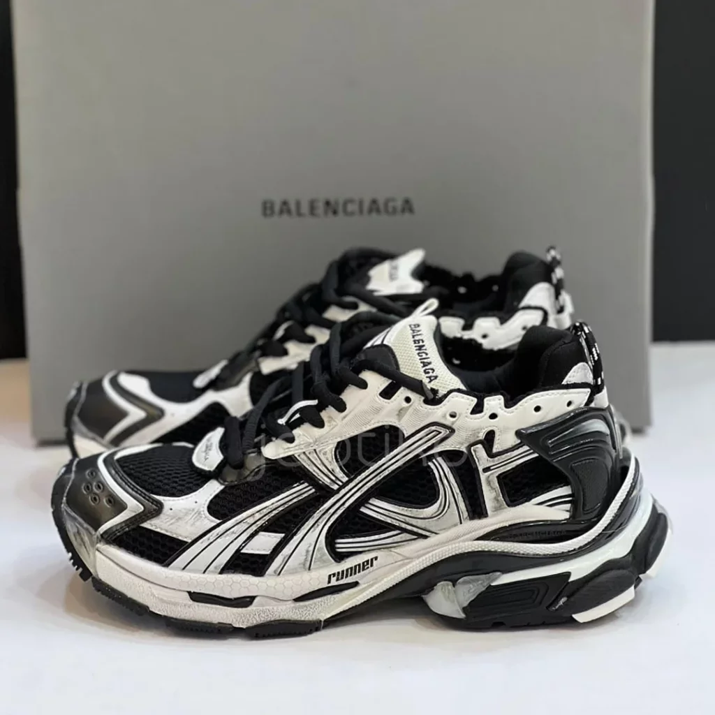 بالنسیاگا رانر مشکی سفید Balenciaga Runner Black White بالنسیاگا رانر مشکی سفید Balenciaga Runner Black White - تصویر 5