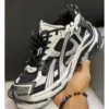 بالنسیاگا رانر مشکی سفید Balenciaga Runner Black White بالنسیاگا رانر مشکی سفید Balenciaga Runner Black White