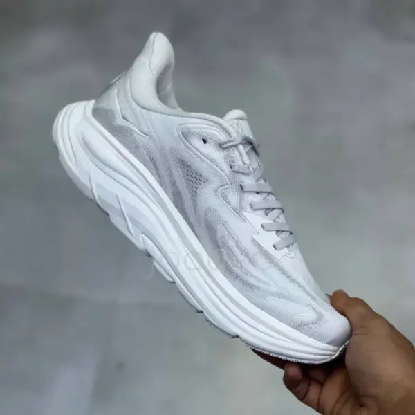 کفش هوکا کلیفتون 10 سفید خاکستری Hoka Clifton 10 Cosmic Grey Stardust کفش هوکا کلیفتون 10 سفید خاکستری Hoka Clifton 10 Cosmic Grey Stardust
