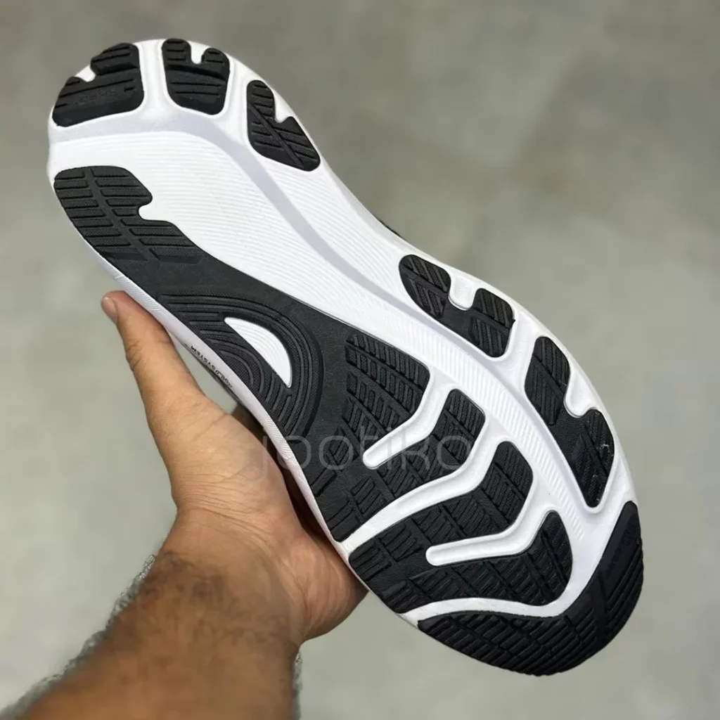 کفش ورزشی اسیکس ژل کایانو 32 مشکی سفید ASICS Gel-Kayano 32 Black White کفش ورزشی اسیکس ژل کایانو 32 مشکی سفید ASICS Gel-Kayano 32 Black White - تصویر 4
