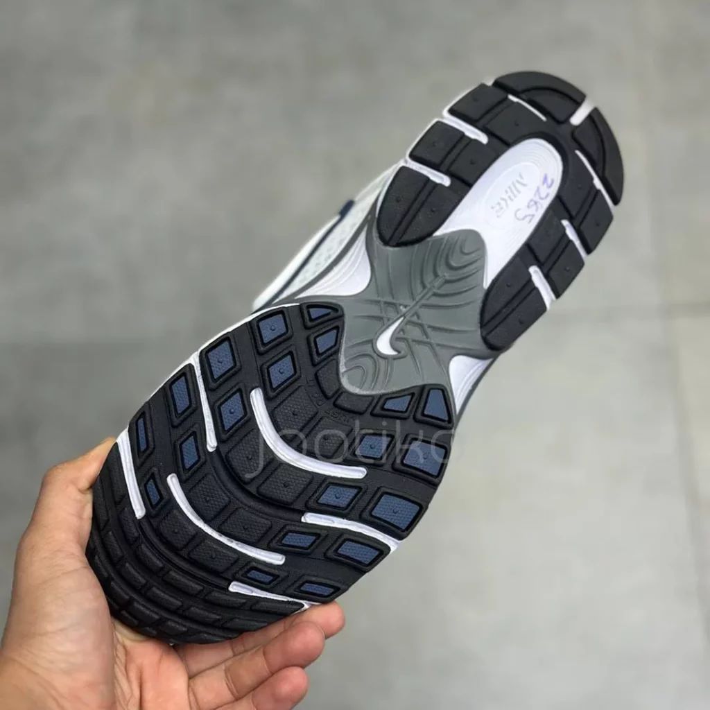 نایک وی فایو آر ان آر سفید سرمه ای Nike V5 RNR White Navy Silver - تصویر 5