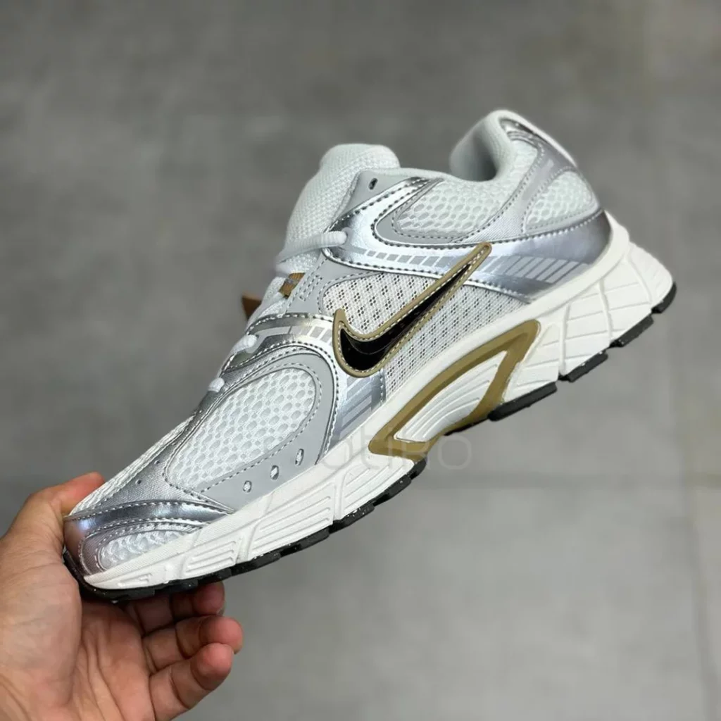 نایک وی فایو آر ان آر متالیک بژ Nike V5 RNR Parachute Beige Metallic Pewter - تصویر 5