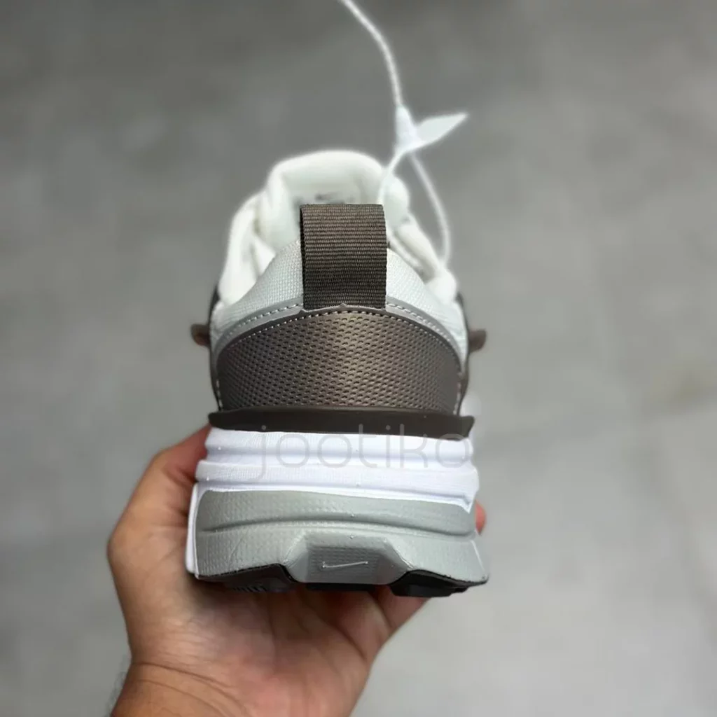 نایک وی تو کی ران سفید قهوه ای Nike V2K Run Mink Brown Summit White College Grey Ironstone - تصویر 5