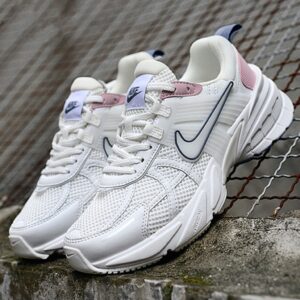 نایک وی تو کی ران سفید صورتی پاستیلی Nike V2K Run Pastel Pink White نایک وی تو کی ران سفید صورتی پاستیلی Nike V2K Run Pastel Pink White