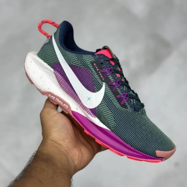 نایک ریکت پگاسوس تریل ۵ سبز تیره بنفش سفید Nike React Pegasus Trail 5 نایک ریکت پگاسوس تریل ۵ سبز تیره بنفش سفید Nike React Pegasus Trail 5