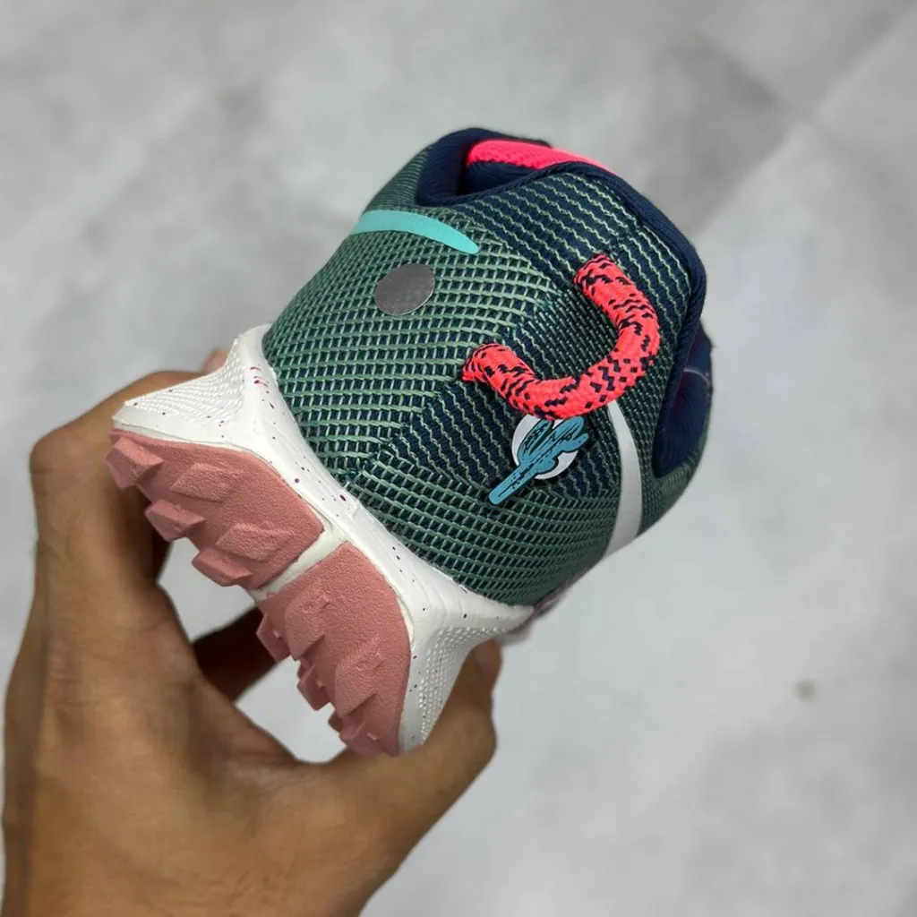 نایک ریکت پگاسوس تریل ۵ سبز تیره بنفش سفید Nike React Pegasus Trail 5 نایک ریکت پگاسوس تریل ۵ سبز تیره بنفش سفید Nike React Pegasus Trail 5 - تصویر 4